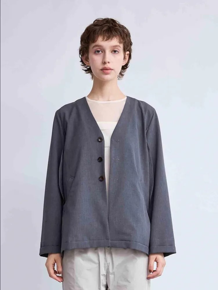 Fresh Elegance in Shades of Grey】NAVY.WO 2025秋新作 ― グレーが